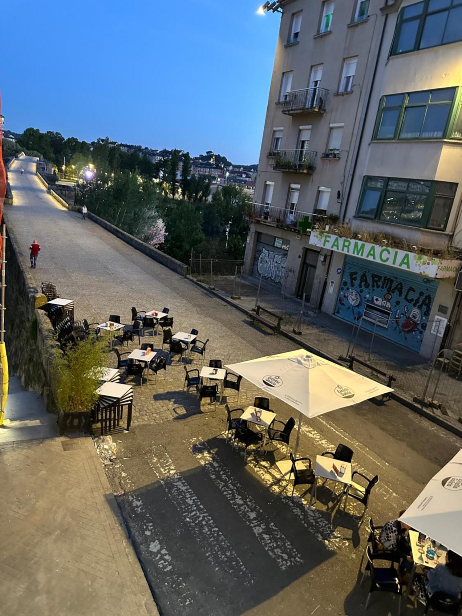 Apartamento Puente Romano Ourense Ngoại thất bức ảnh