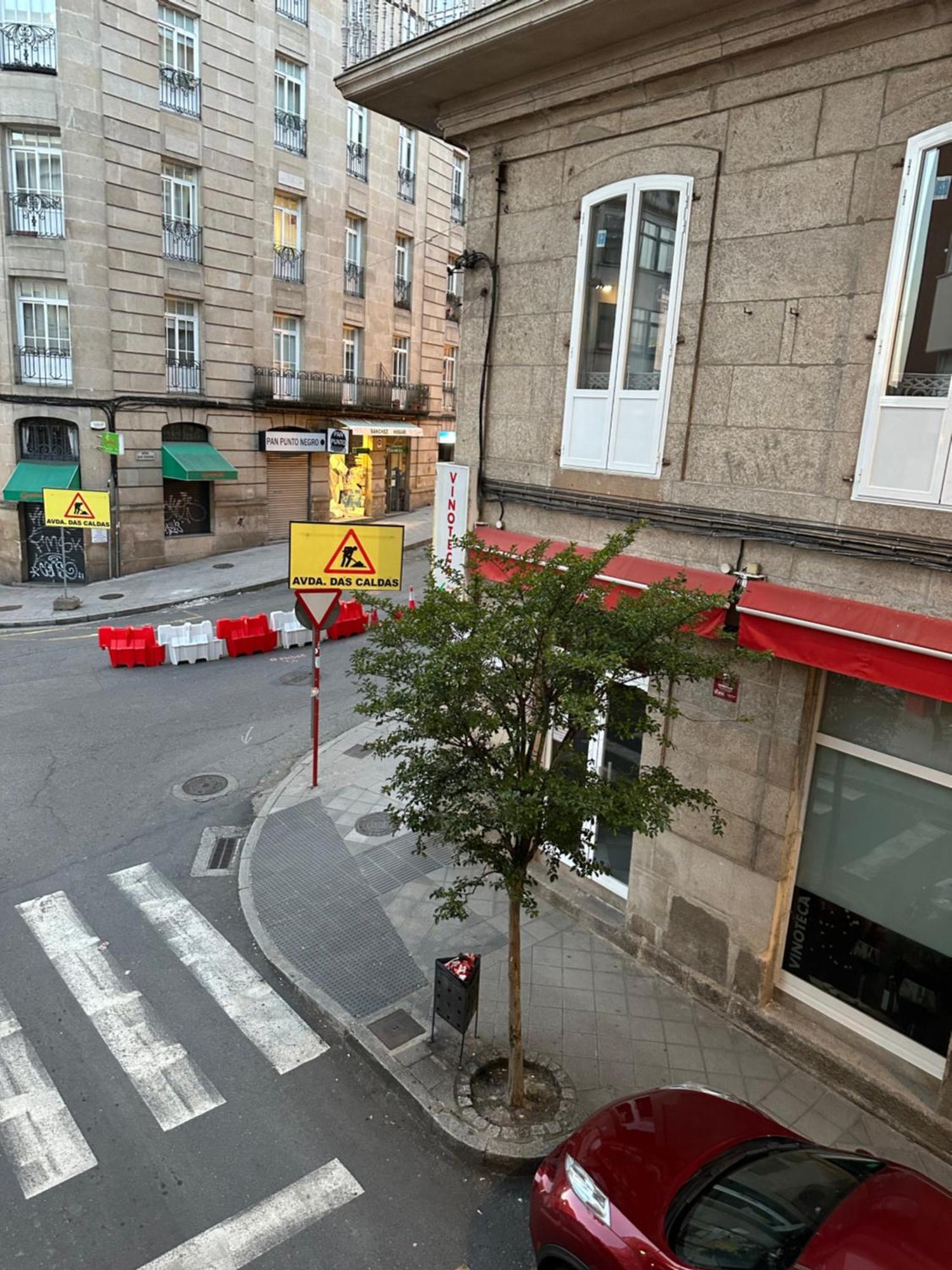 Apartamento Puente Romano Ourense Ngoại thất bức ảnh